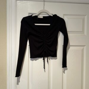 Ribbed black top